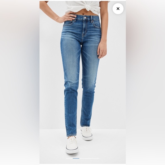 American Eagle 90’s Skinny Jean - Picture 2 of 6